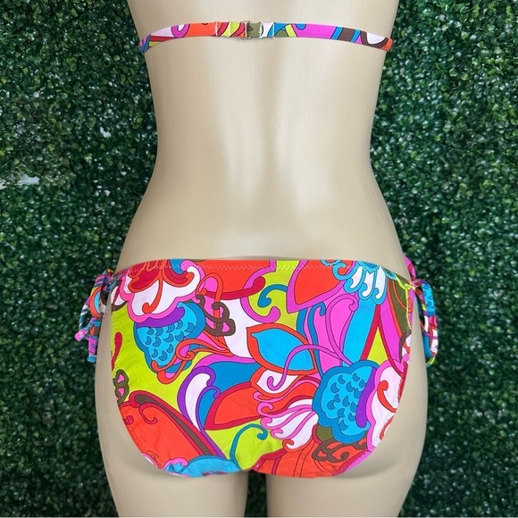 TRINA TURK Bright Floral Triangle Halter Gold Ring Bikini Top and Bottom Size 8 - Picture 11 of 16